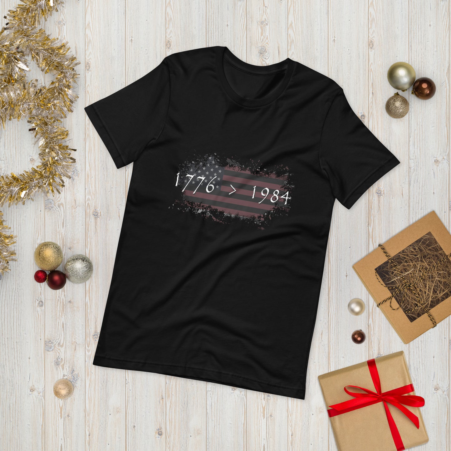 1776 > 1984 Men’s T-Shirt – Distressed American Flag Graphic Tee for Free Thinkers