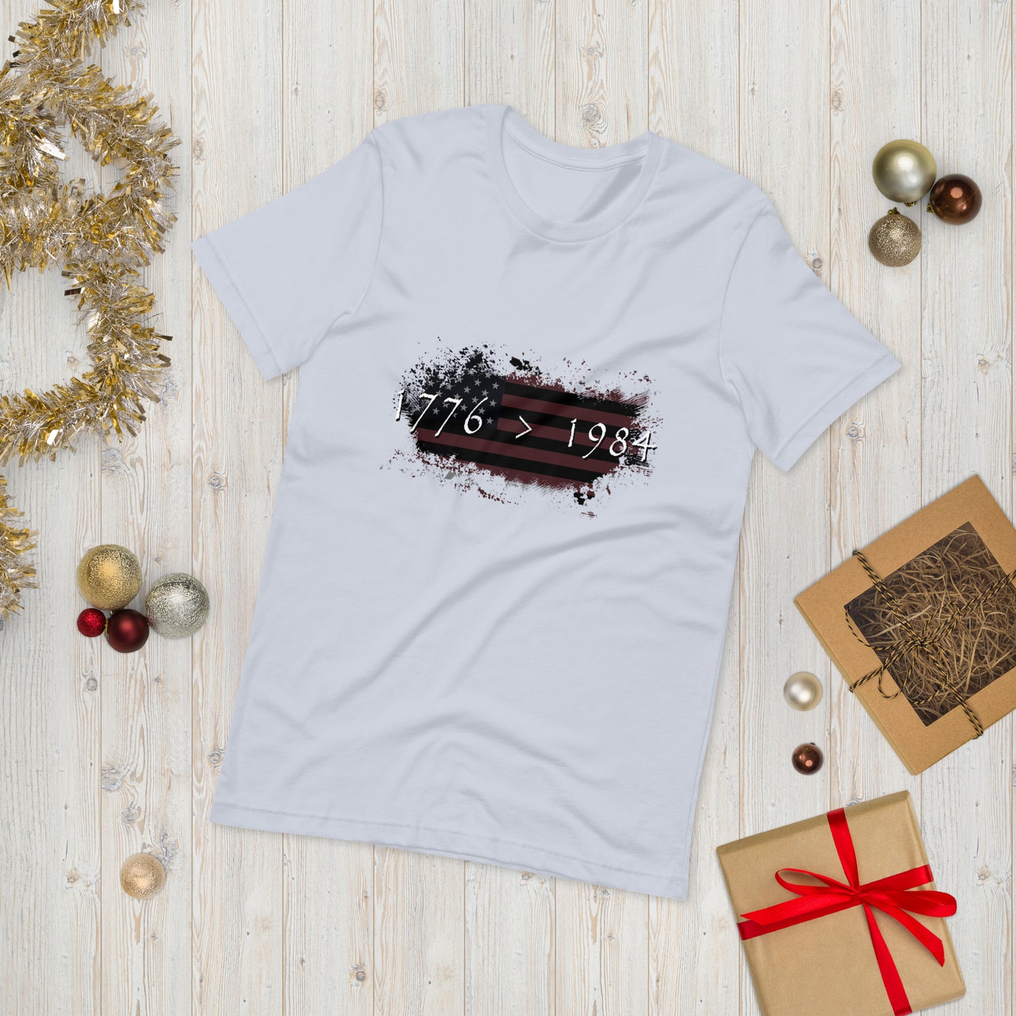 1776 > 1984 Men’s T-Shirt – Distressed American Flag Graphic Tee for Free Thinkers